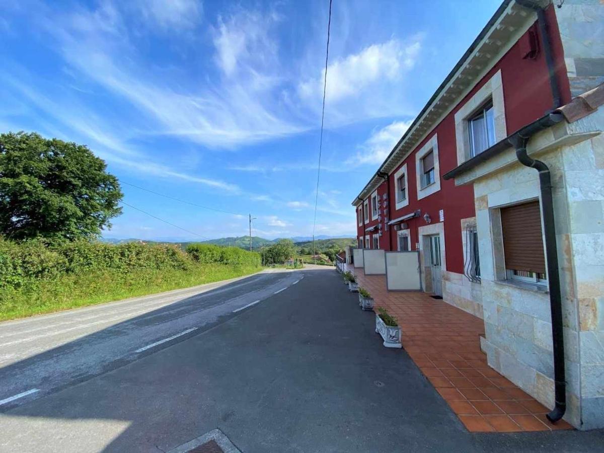 BimenesCasa Noval Zona Rural En El Centro De Asturiasアパートメント エクステリア 写真